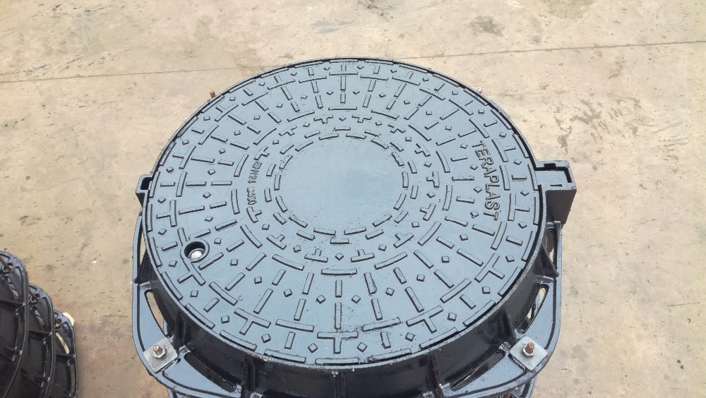 The logistics advice of ductile iron manhole covers